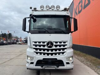 Mercedes-Benz Arocs 3251 8x4*4 375кВ