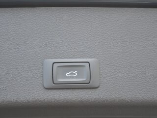 Audi e-tron 55 300kW