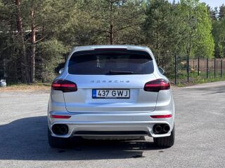 Porsche Cayenne S E-Hybrid Platinum Edition 3.0 V6 245kW