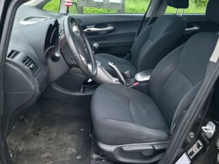 Toyota Auris 1.4 R4 VVT-i 71kW