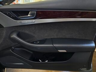 Audi A8 4.1 V8 258kW