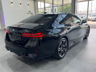 BMW 520 M-Sportpaket Pro/ ICONIC Glow 2.0 140kW