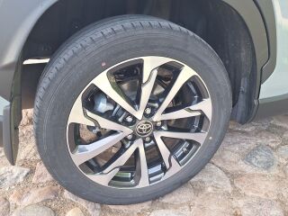 Toyota Corolla Cross Luxury Limited 1.8 72kW
