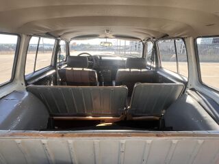 GAZ 24-12 Volga 2.4 74kW
