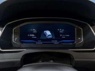 Volkswagen Passat R-Line 4 Motion 140kW