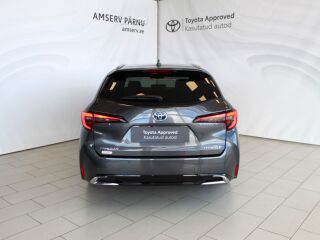 Toyota Corolla Luxury Hybrid 1.8 1.8  72kW  FWD 72kW