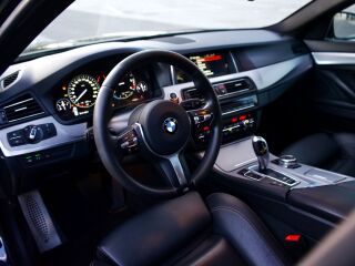 BMW 520 M-Sportpakett Shadowline xDrive LCI 2.0 B47 140kW