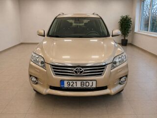 Toyota RAV4 2.0 116kW