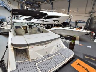 Sea Ray 230 Sun Sport 4.5 MerCruiser ECT 4.5L MPI Bravo III MCM  250 HJ  - 140h