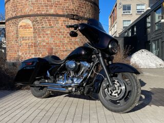 Harley-Davidson Street Glide V2