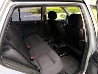 Volkswagen Golf Comfort 1.6 77kW