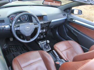 Opel Astra TwinTop COSMO Sportkakett 1.9 CDTI 110кВ