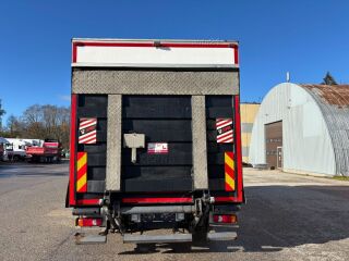 Renault D 4X2 EURO6 + BOX 130kW