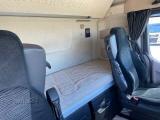 Mercedes-Benz Actros 1845L