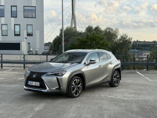 Lexus UX 250h 2.0 112кВ