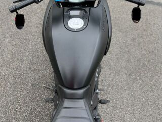 Ducati Diavel Carbon Dark 1198 L2 4 takti DOHC 114kW
