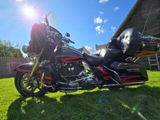 Harley-Davidson FLHTKSE CVO LIMITED V2 75kW