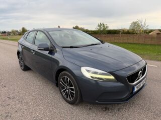 Volvo V40 Momentum 2.0 D2 88kW