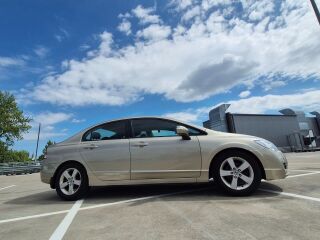 Honda Civic 1.8 103kW