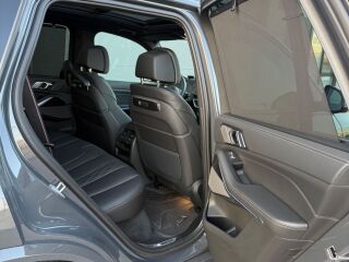 BMW X5 xDrive30d M-Sportpakett 3.0 MHEV 210kW