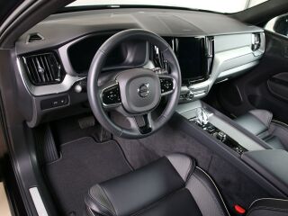 Volvo XC60 AWD BLACK EDITION INTELLI SAFE PRO 2.0 T6 Recharge Long Range Plug-In-Hybrid 293kW