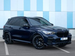 BMW X5 xDrive M-Pakett Performance 3.0 210kW