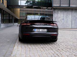 Porsche Panamera GTS 4.0 V8 338kW