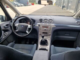 Ford S-MAX 2.0 103kW