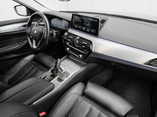 BMW 520 Luxury Line xDrive 2.0 140кВ