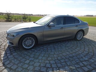 BMW 330 Luxury Line 2.0 185kW