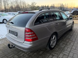 Mercedes-Benz C 220 Avantgarde CDI 110kW