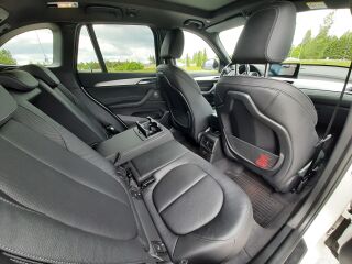 BMW X1 M-Pakett xDrive 2.0 140кВ