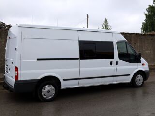 Ford Transit 300L Van 2.2 TDCi 103kW