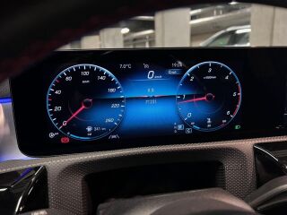 Mercedes-Benz CLA 200 AMG pakett 2.0 110kW