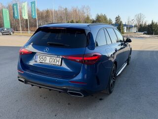 Mercedes-Benz C 300 S206 AMG package 2.0 195kW