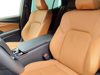 Toyota Camry Premium 137кВ