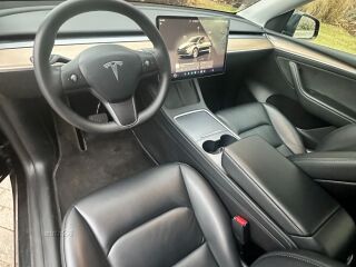 Tesla Model Y Long Range AWD 258kW