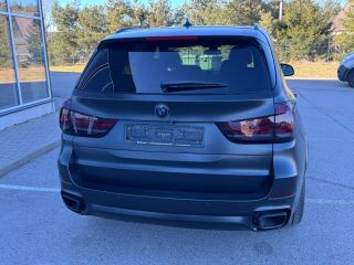 BMW X5 xDrive40d M-pakett 230kW