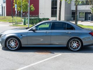 Mercedes-Benz E 63 AMG S 4.0 450kW