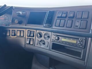Volvo FH 500 GLOBETROTTER XL / 6x2 12.8 375kW