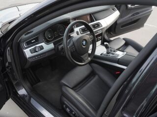BMW 740 3.0 230kW
