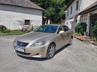 Lexus IS 220 2.2 130кВ