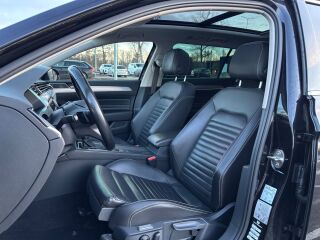 Volkswagen Passat R-LINE 2.0 147kW