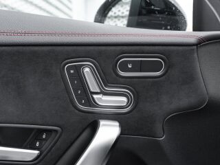 Mercedes-Benz CLA 180 180 AMG line 1.3 100kW