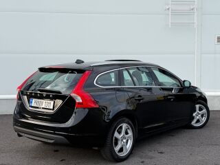 Volvo V60 SUMMUM D3 2.0 120кВ