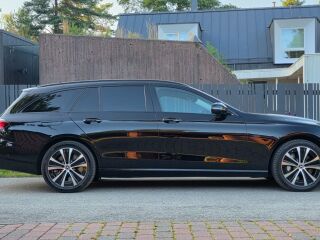 Mercedes-Benz E 300 de T EQ NIGHT PACK AVANTGARDE 2.0 225kW