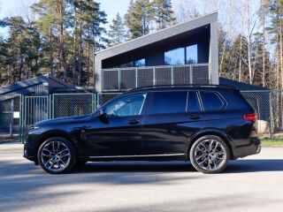 BMW X7 3.0 280kW