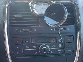 Chrysler Town & Country 3.6 211кВ
