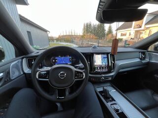Volvo XC60 MY22 Facelift Recharge Plug-In Hybrid 2.0 R4 T6 186kW