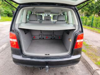 Volkswagen Touran ComfortLine 2.0 R4 TDi BKD 103kW